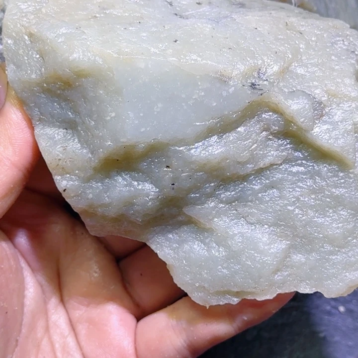 和田玉未镶嵌珠宝半成品