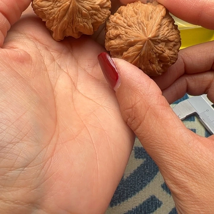 桃核吊坠文玩大故事