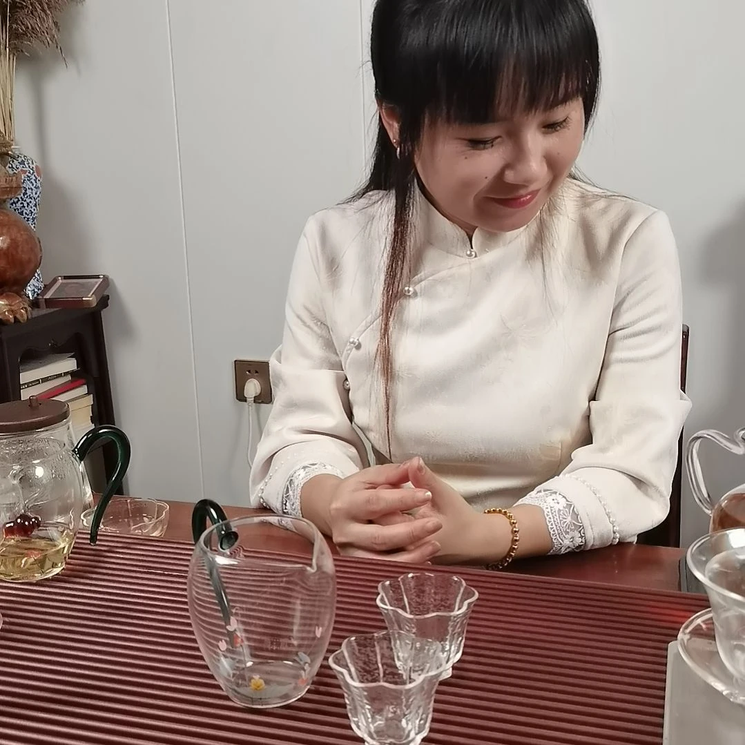 手柄款高硼硅玻璃禅莲逸心公杯配两支小杯