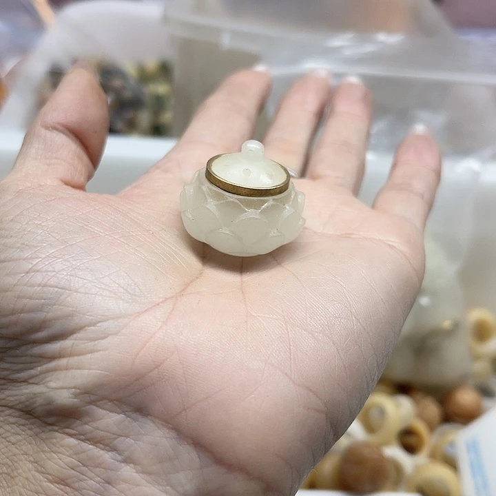 白玉菩提吊坠精品宝莲灯配饰一个