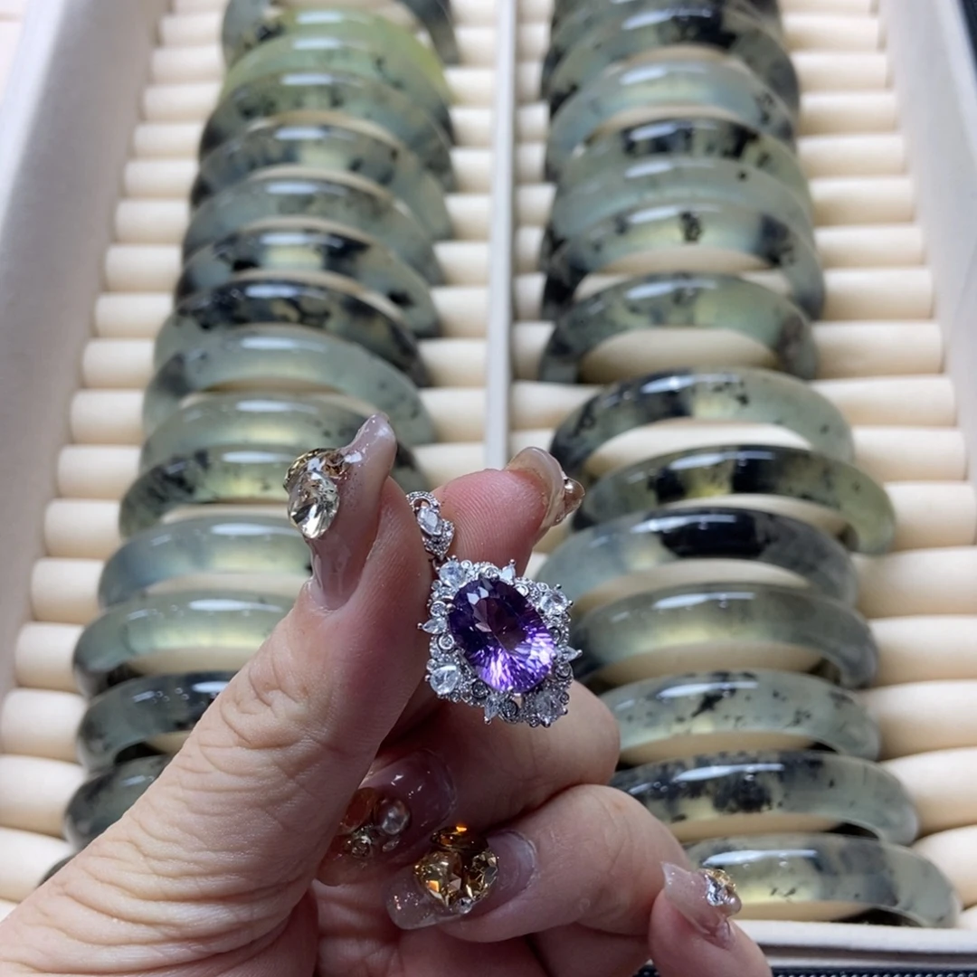 F***.蛇纹石玉未镶嵌手镯