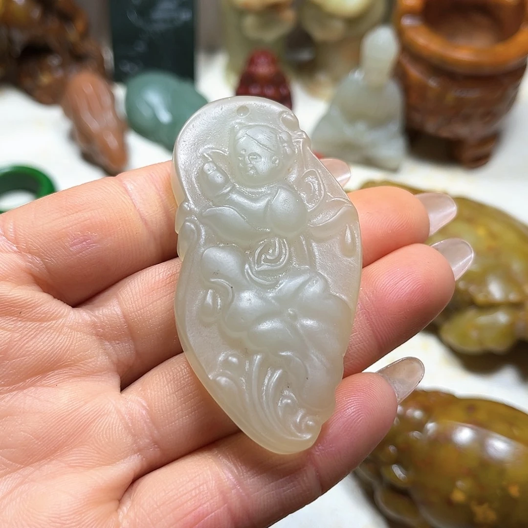 白玉菩提吊坠白玉菩提吊坠