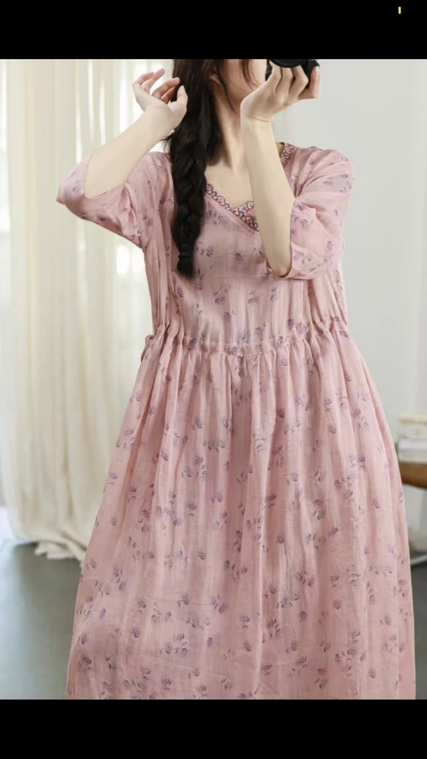 百分百苎麻V领领子刺绣文艺数码印花长款连衣裙