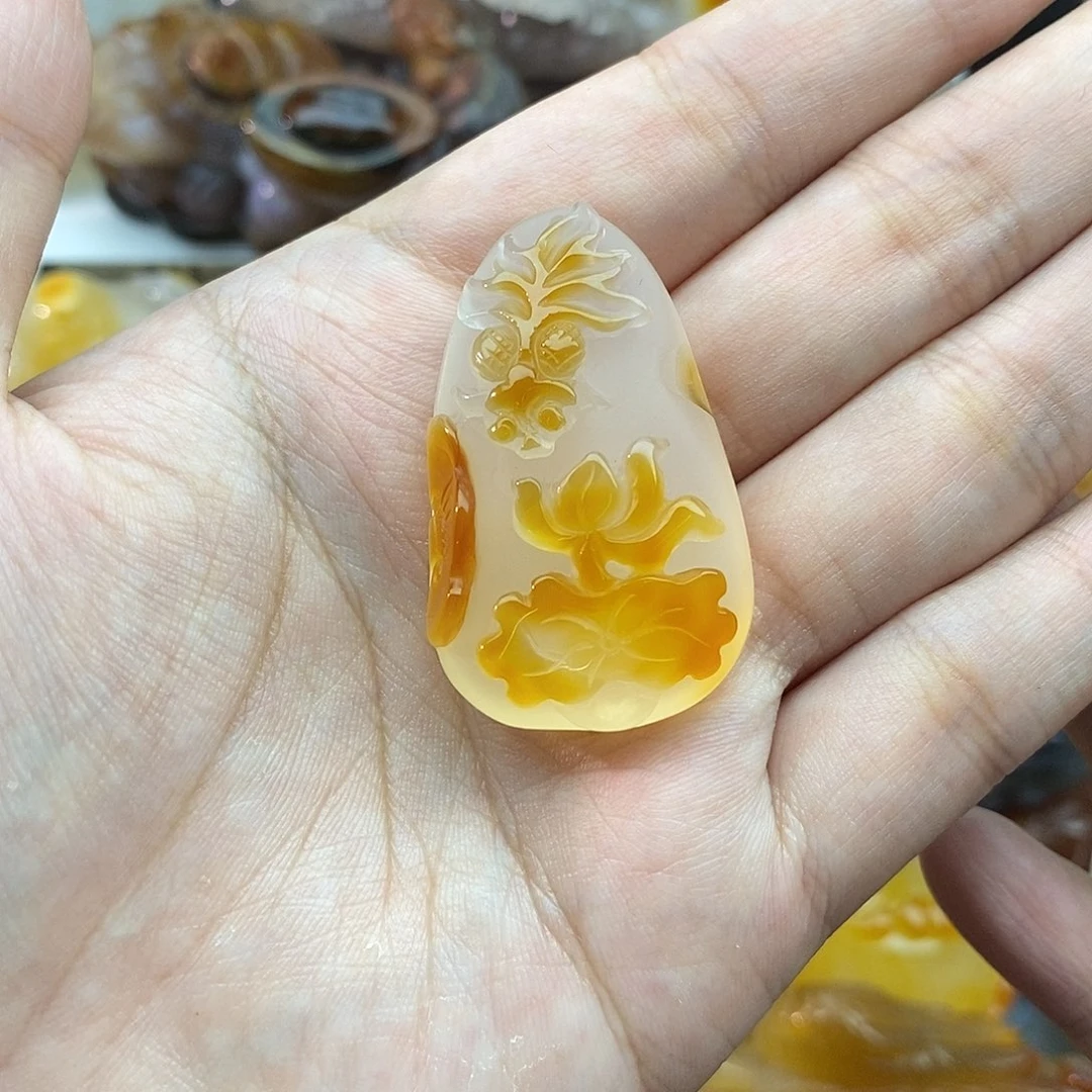 未镶嵌颈饰玛瑙/玉髓