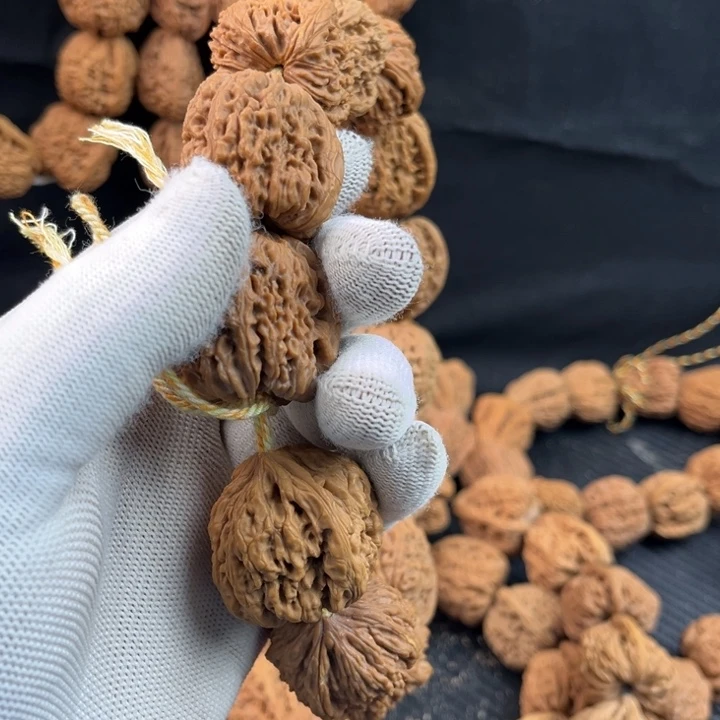 可***冰把件文玩核桃南疆石手把件