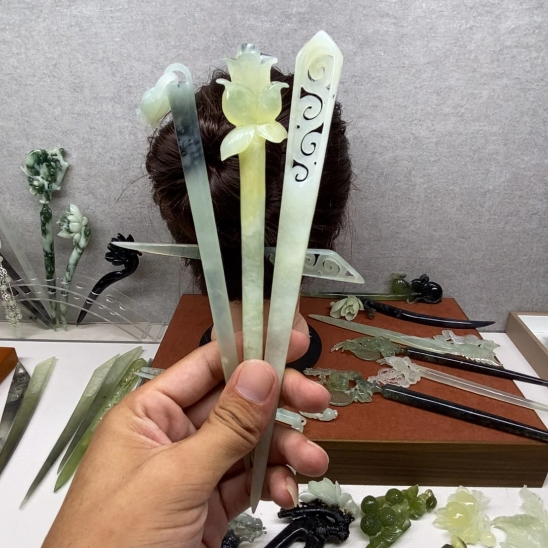 有***鱼蛇纹石玉未镶嵌发簪