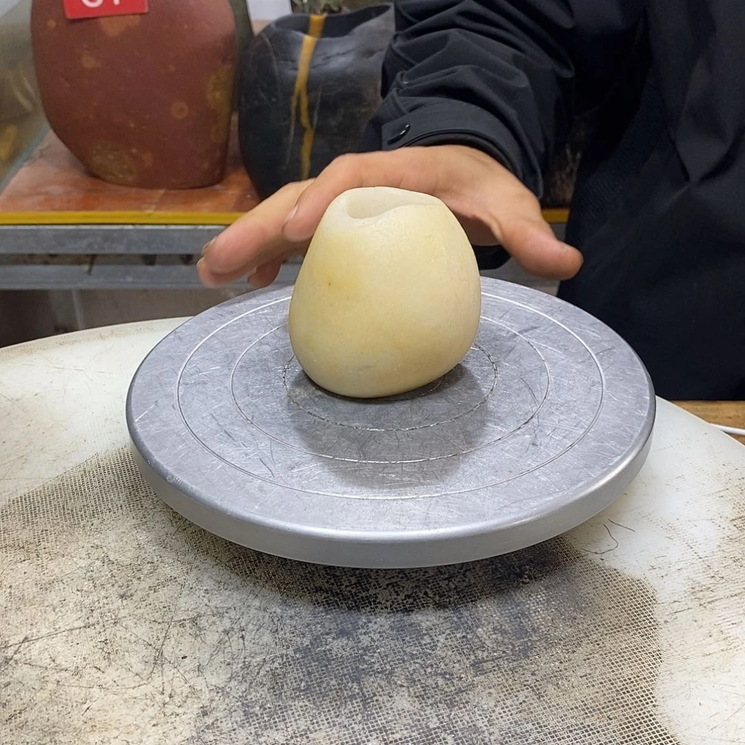 越***好石头花瓶非常漂亮哦