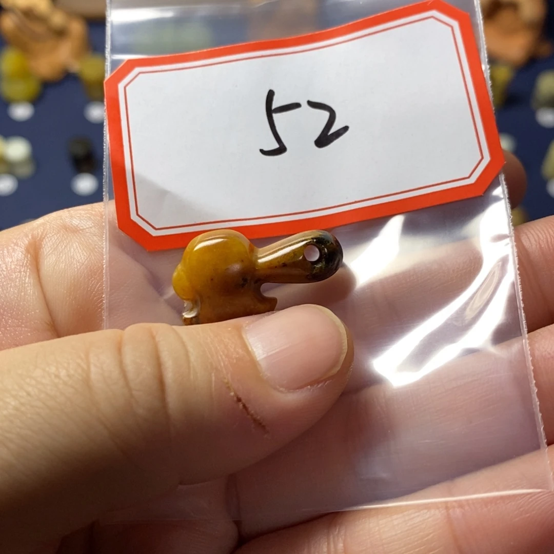 【闪购商品】蛇纹石玉配珠未镶嵌北*牛