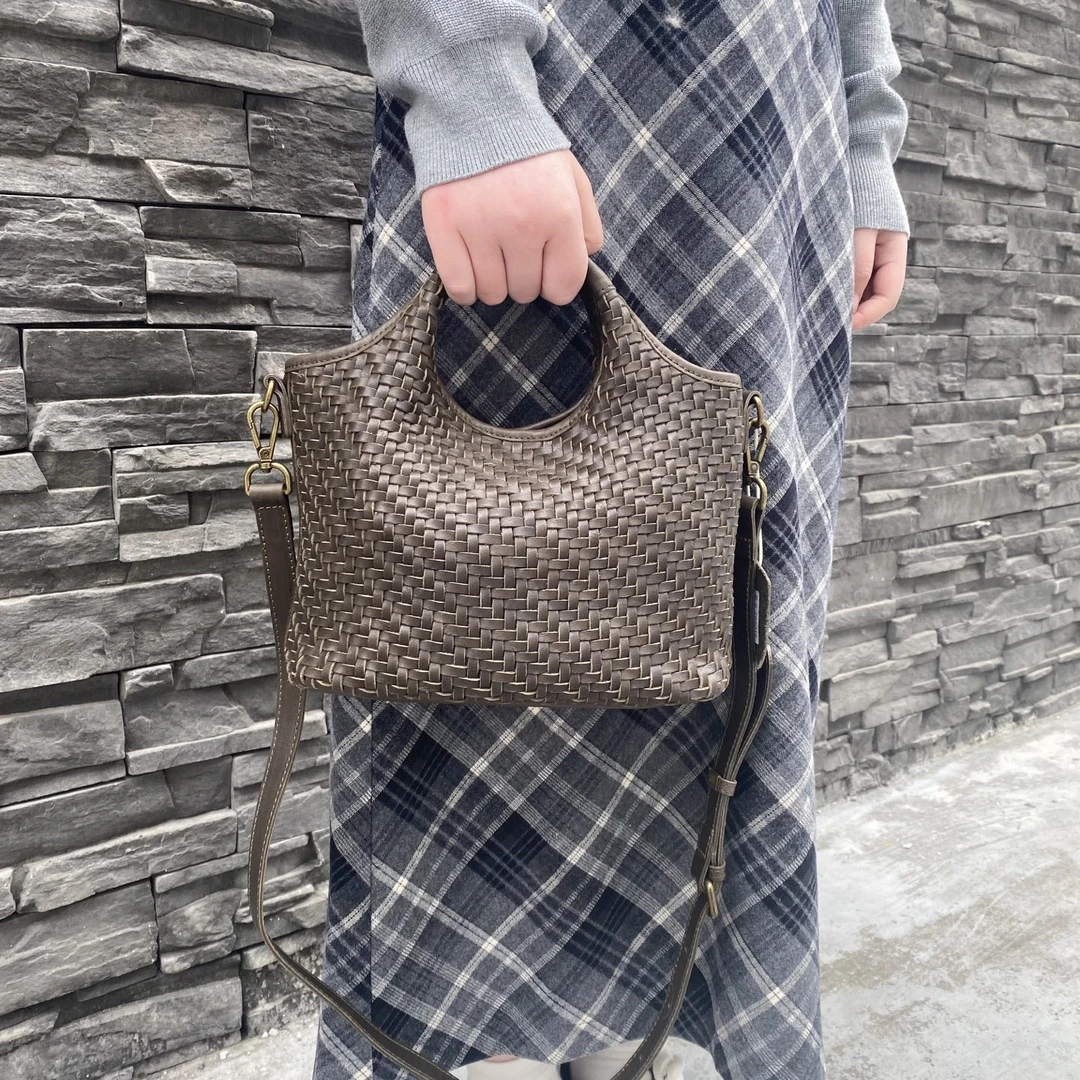 【包尚时代】ZR6010女士单肩斜跨包时尚休闲百搭黑色棕色简约潮流包