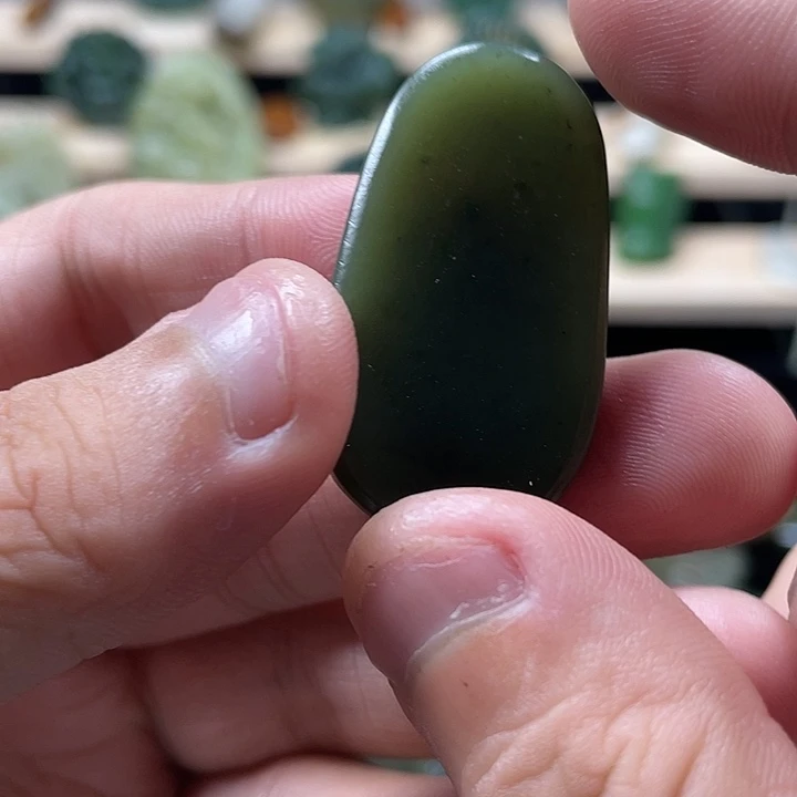 未镶嵌和田玉挂件