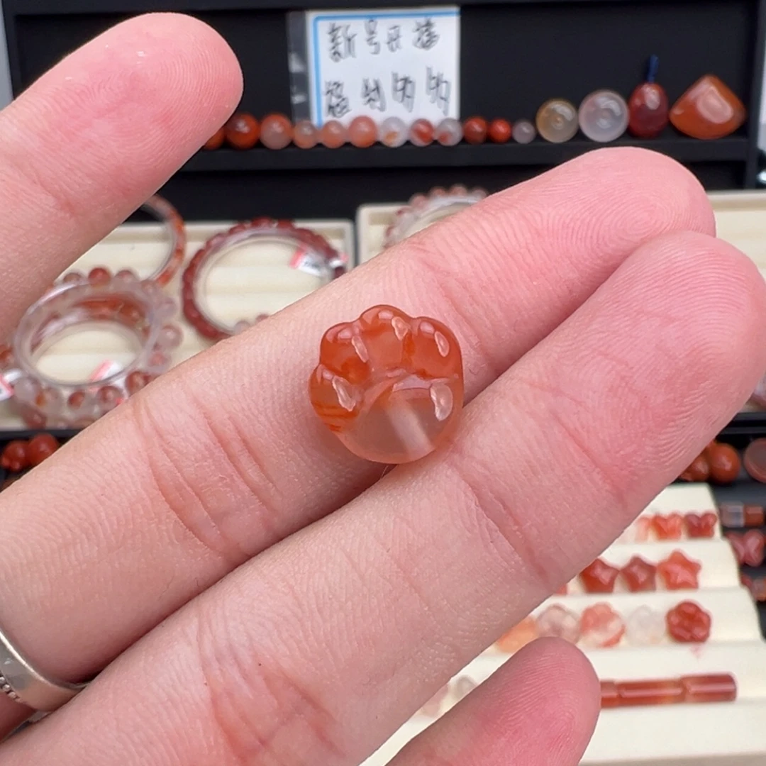 南红玛瑙未镶嵌川料猫爪