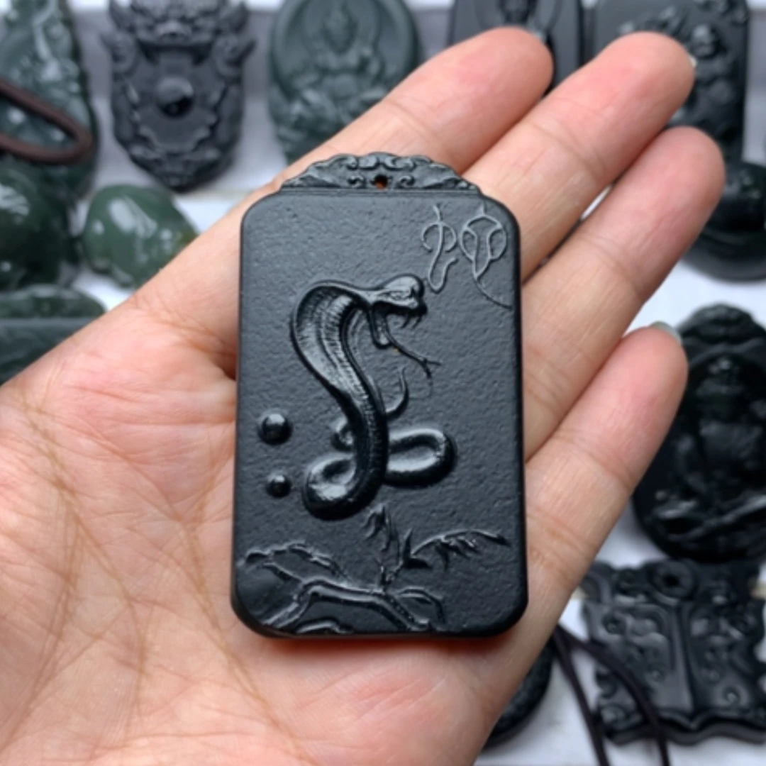【闪购商品】颈饰未镶嵌和田玉了**李双面雕刻