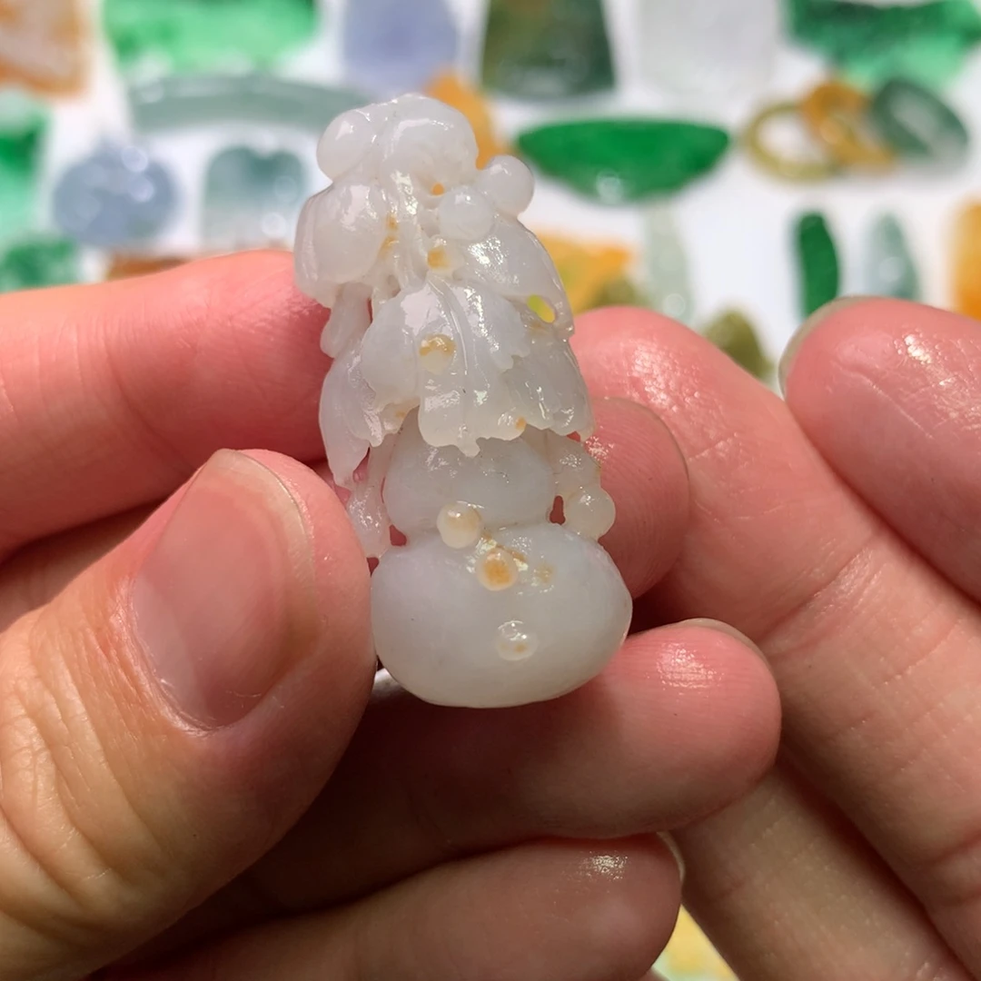 未镶嵌定制翡翠吊坠