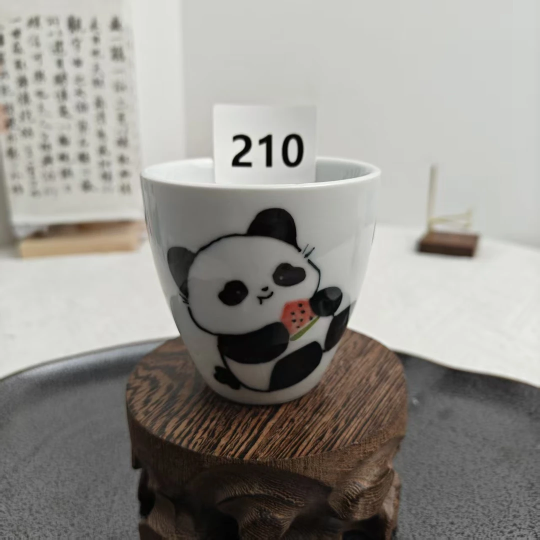 景德镇手绘釉中彩（食品级）熊猫杯210