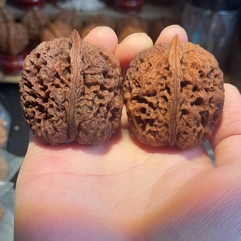 把件文玩核桃麒麟王彩阴02号42
