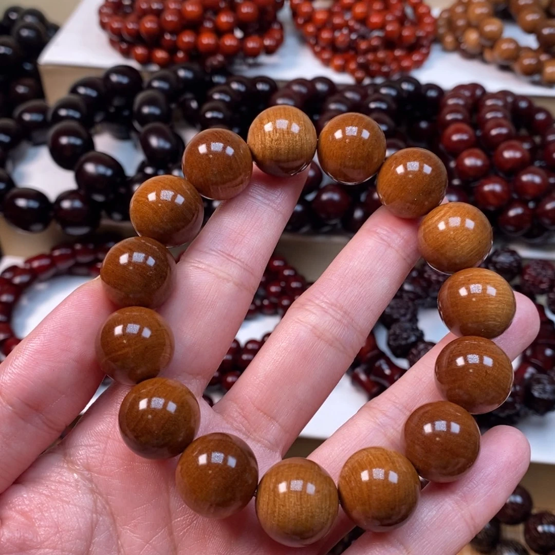 萧***乐檀香紫檀（小叶紫檀）1.5手持