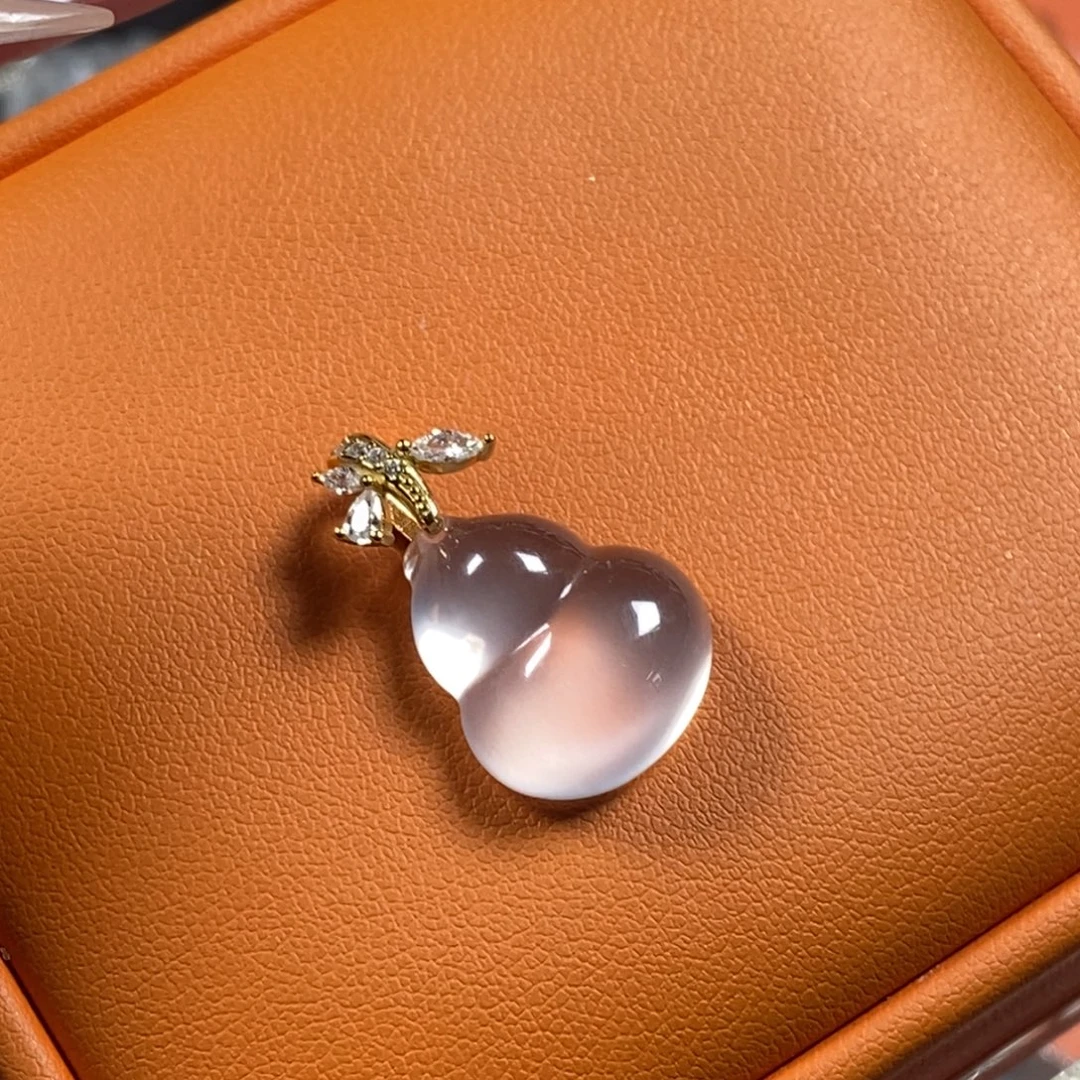 微***'石英质玉银S925镶嵌颈饰葫芦