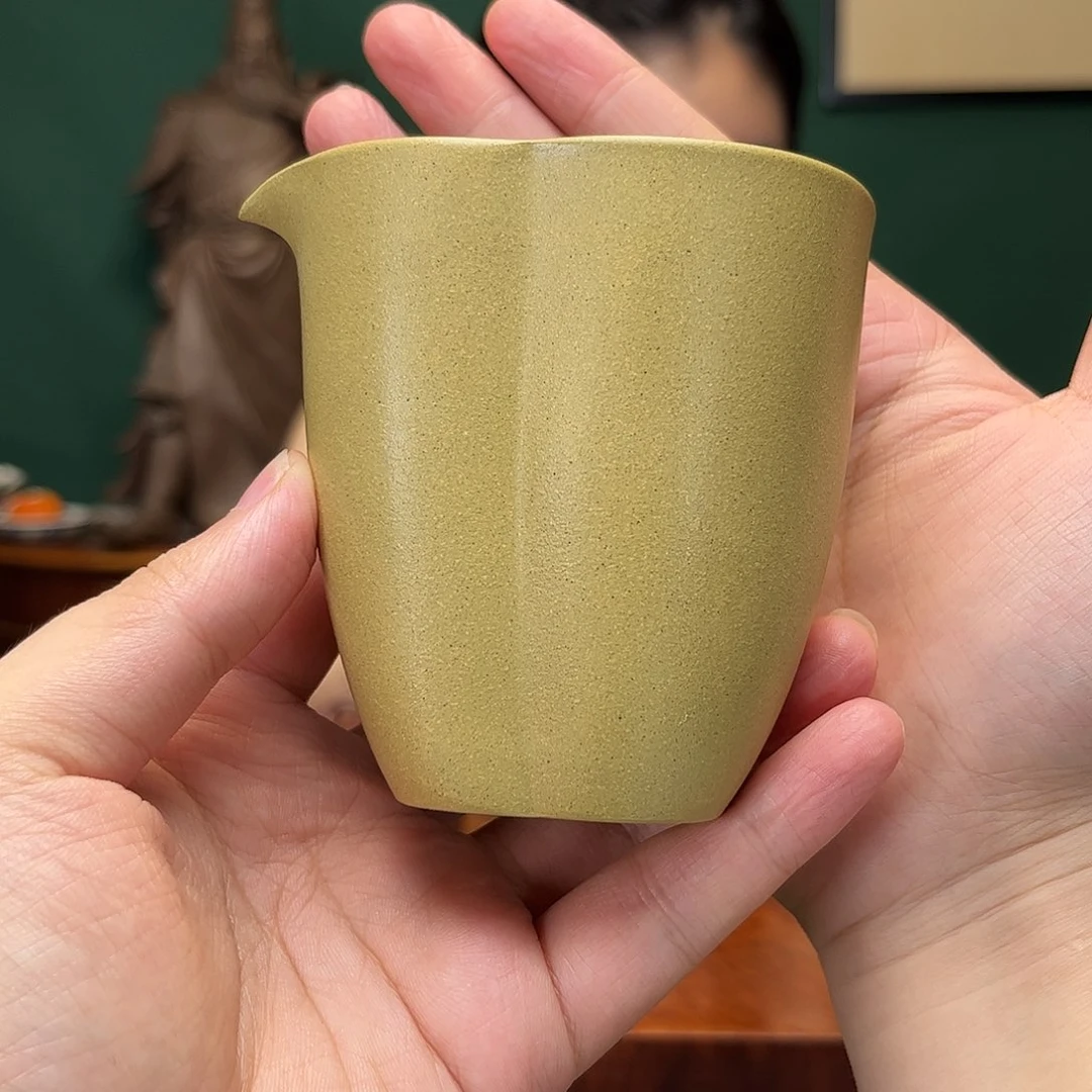 紫砂茶宠大雪紫砂公道杯