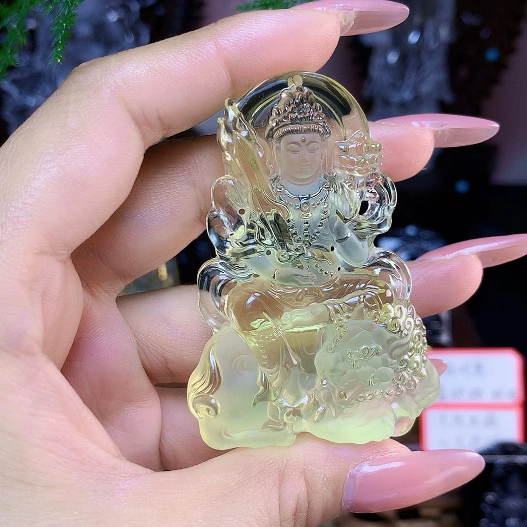 水晶颈饰未镶嵌难**齿，
