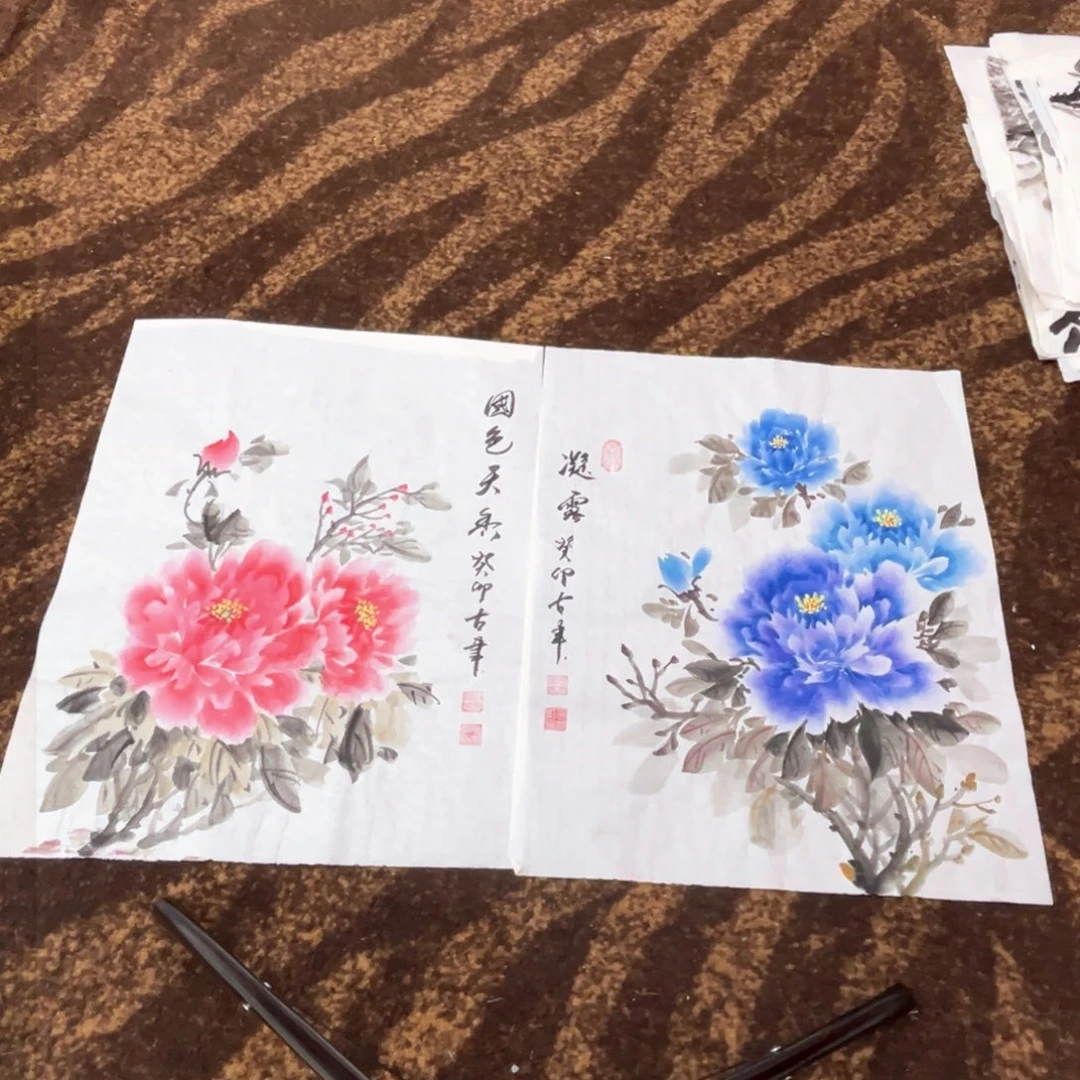 国画牡丹小品两张绘画