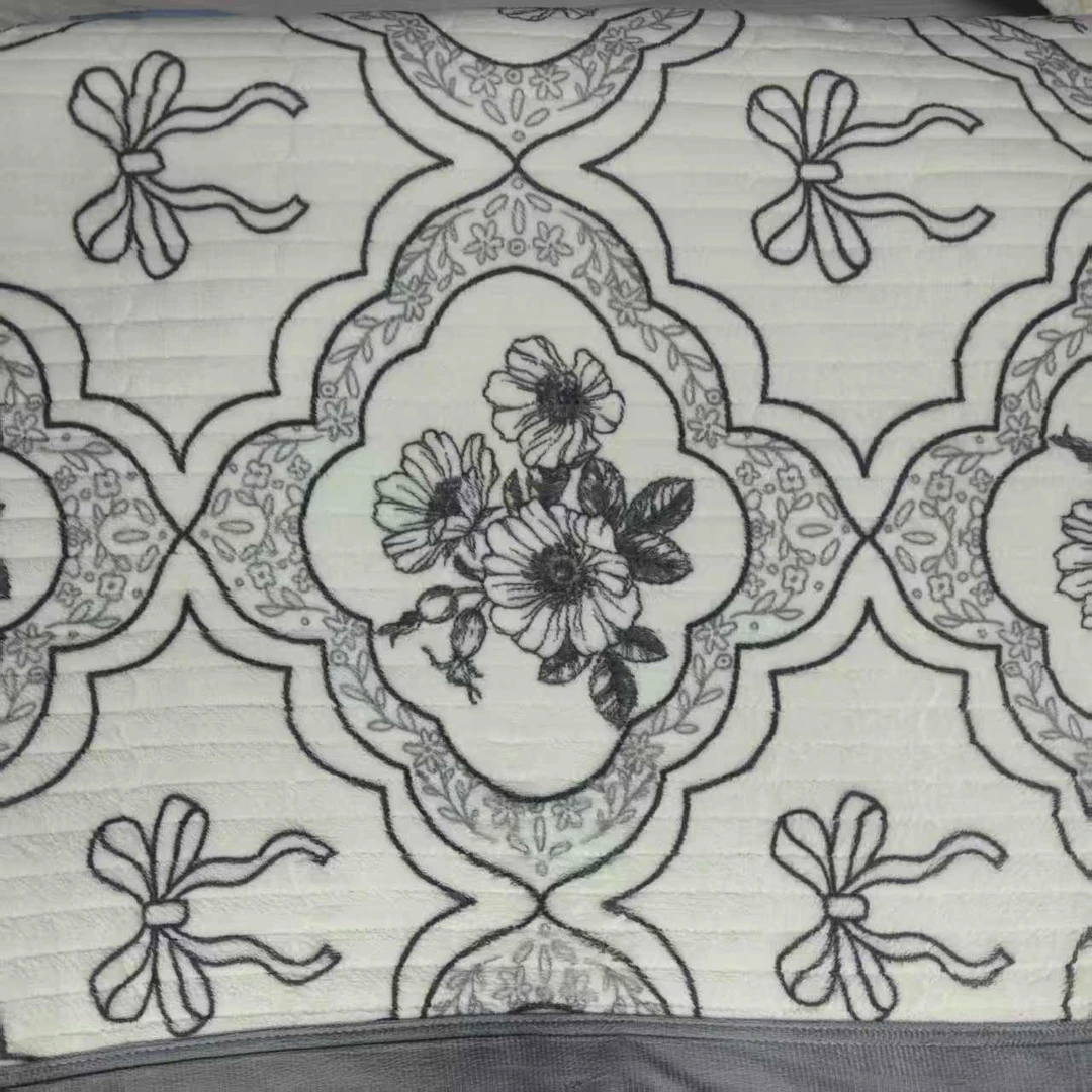 【白底水墨花】牛奶绒加厚床盖冬季专用3