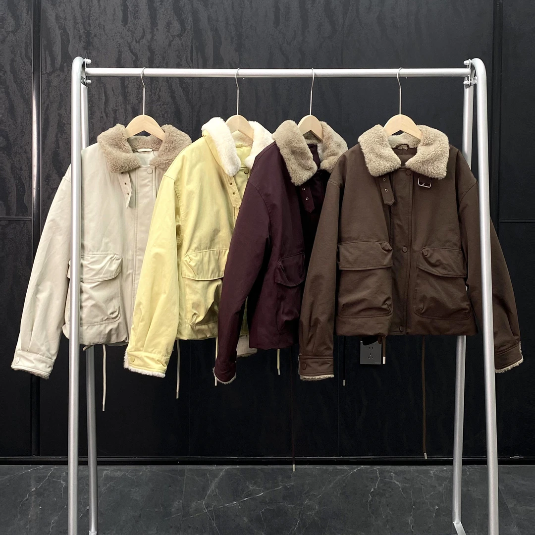 高级感拼接翻领宽松加厚外套女2024年冬款时尚减龄百搭上衣38172