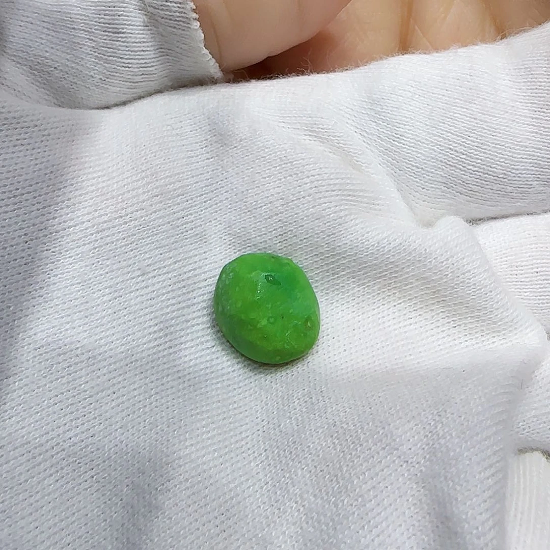 绿松石未镶嵌原矿绿松石