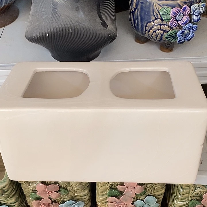 摆件陶盆有孔 瑕疵介意勿拍