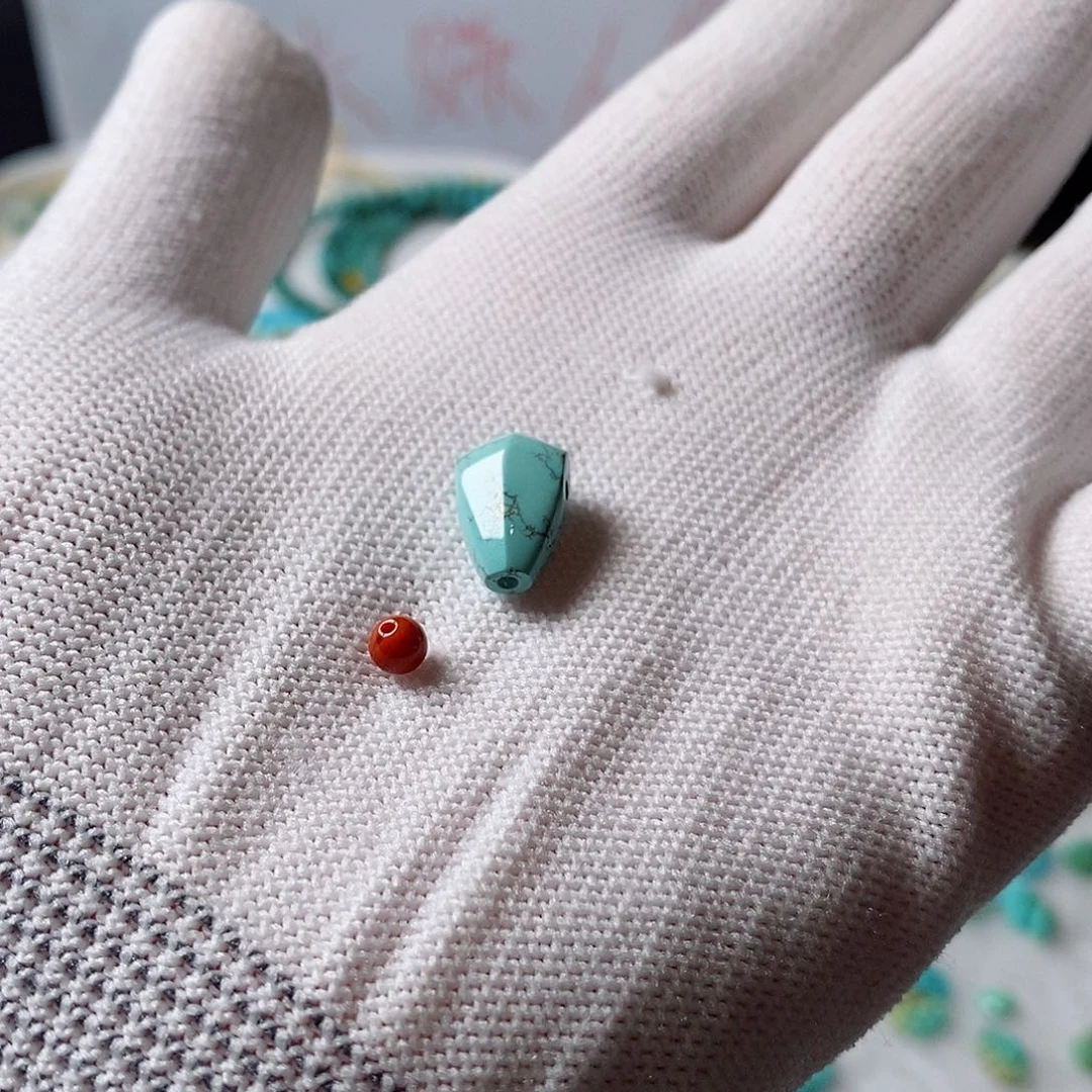 南红玛瑙颈饰未镶嵌