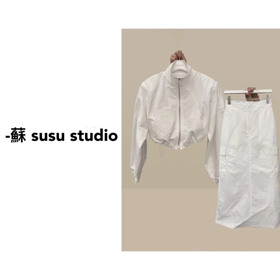 2572新款抽绳冲锋衣外套+半松紧半身群套装女