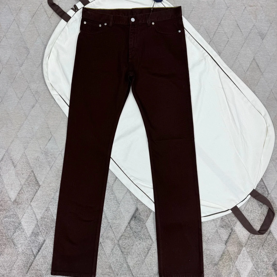 全新未使用 LV 132443 路易威登深咖色牛仔裤 满印皮牌logo