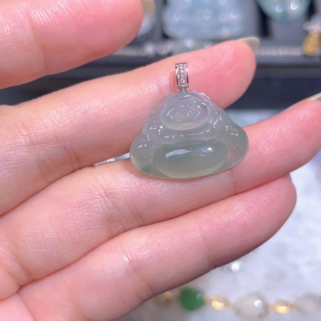 翡翠18K金镶嵌颈饰翡翠