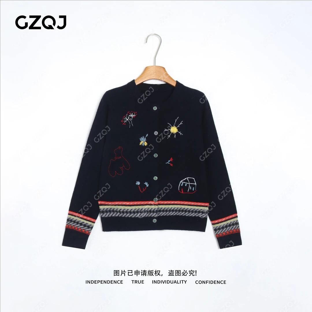 老琴私服【小房子】小众设计感刺绣圆领长袖针织衫毛衣女秋冬71032