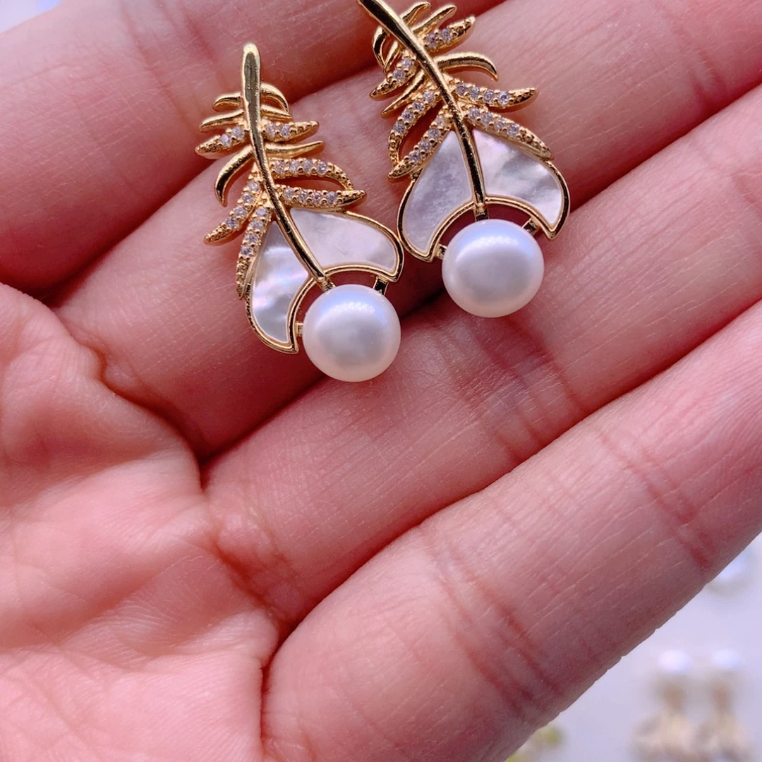 合金耳饰淡水珍珠