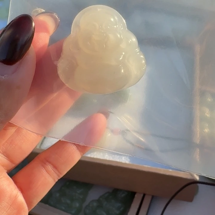 和田玉未镶嵌颈饰30菲