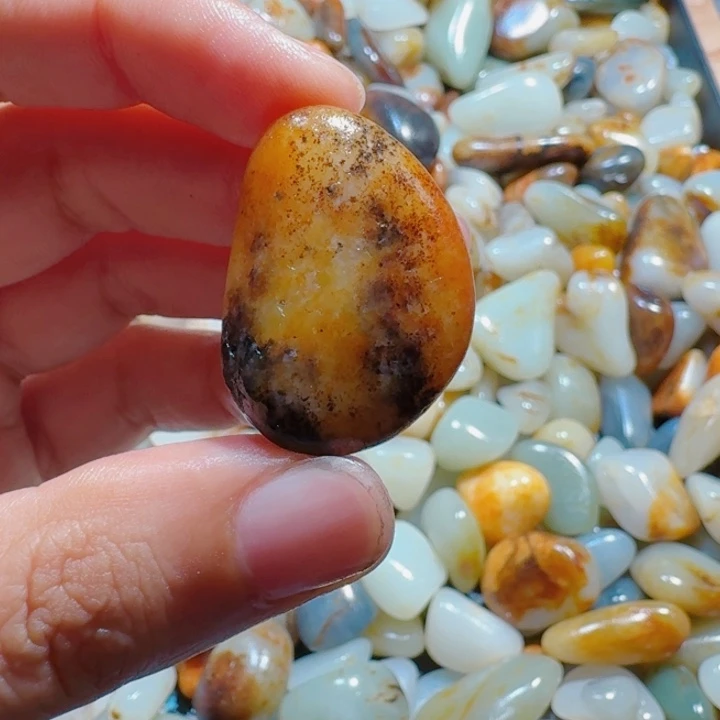 和田玉未镶嵌颈饰11.6克