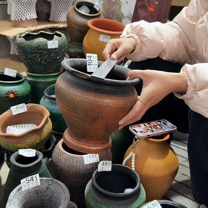 瑕疵金色鱼尾104高度20口径14