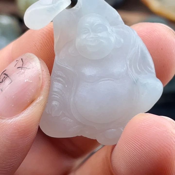 无***眠翡翠未镶嵌颈饰佛公