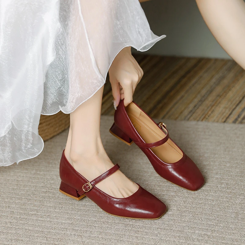 复古方头一字扣玛丽珍单鞋2025春季新款软皮粗跟法式百搭中跟女