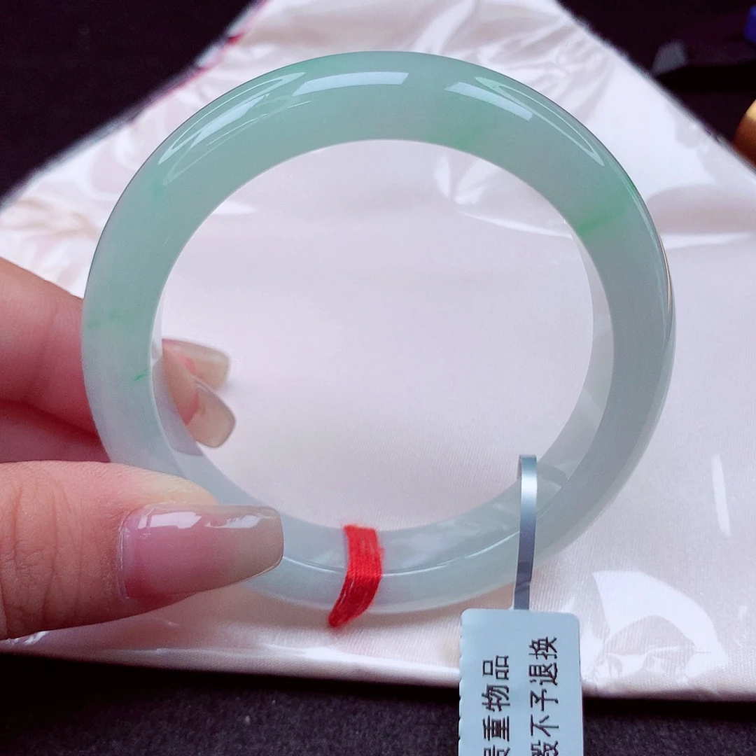 翡翠未镶嵌手镯天然缅甸翡翠A货