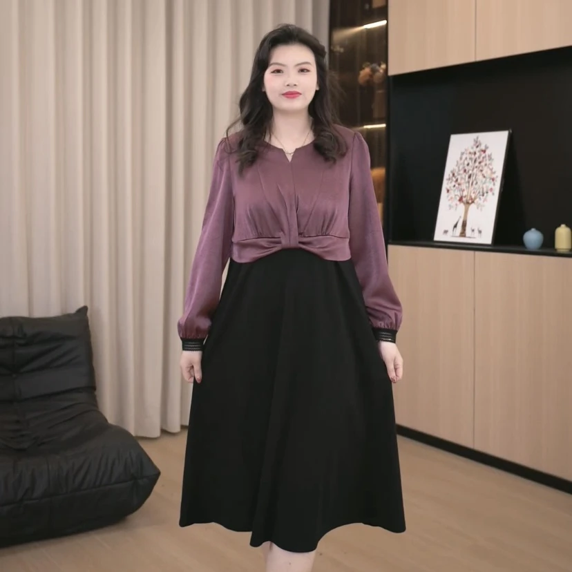 胖依依大码女装新款时尚气质百搭优雅显瘦中长款连衣裙250221