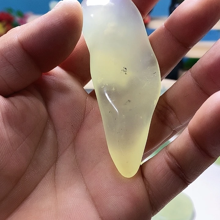 岫玉未镶嵌手把件