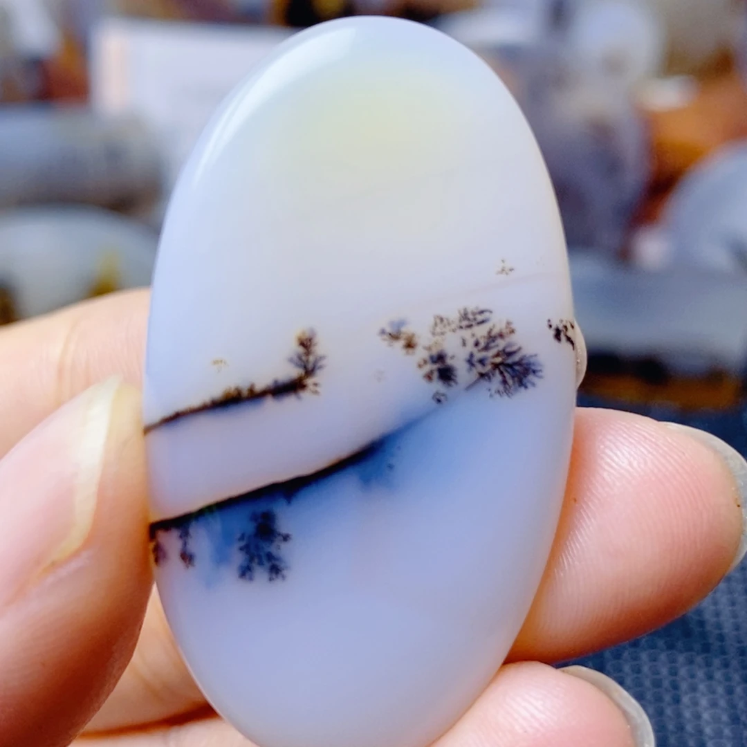 玛瑙/玉髓未镶嵌珠宝奇石