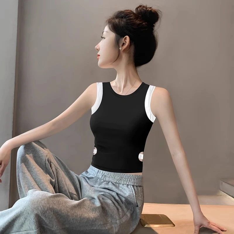 OVKM黑拼白圆领撞色背心女夏季2025新款内搭露脐短款设计感可外穿