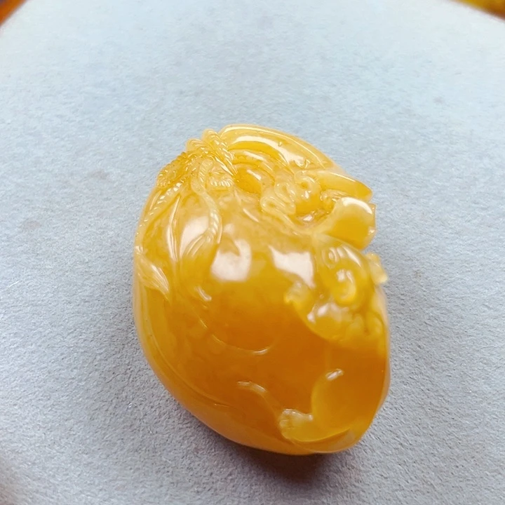 蜜蜡颈饰未镶嵌大钱袋