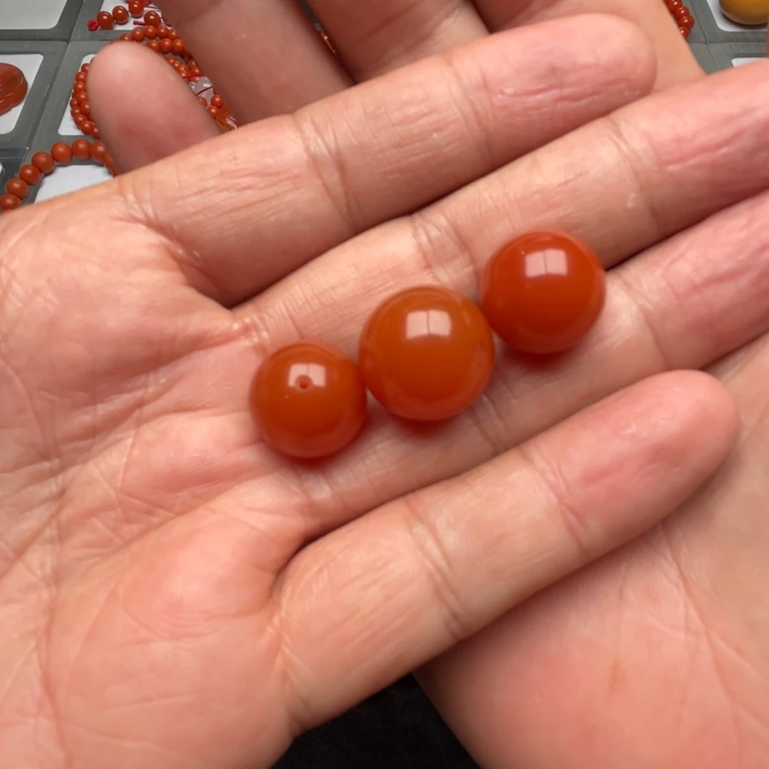 南红玛瑙未镶嵌颈饰