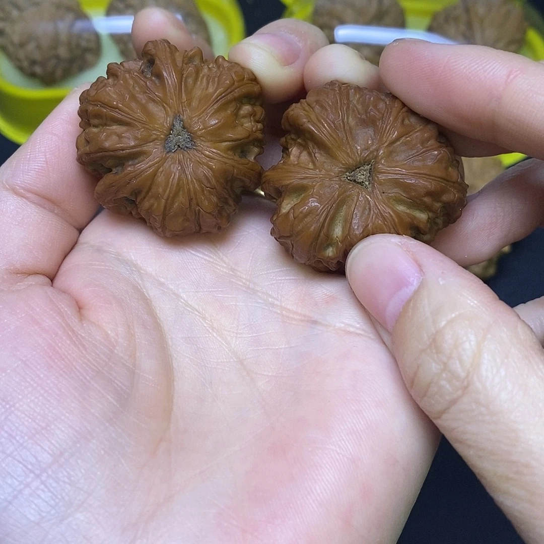 吊坠文玩核桃文玩文山正奔