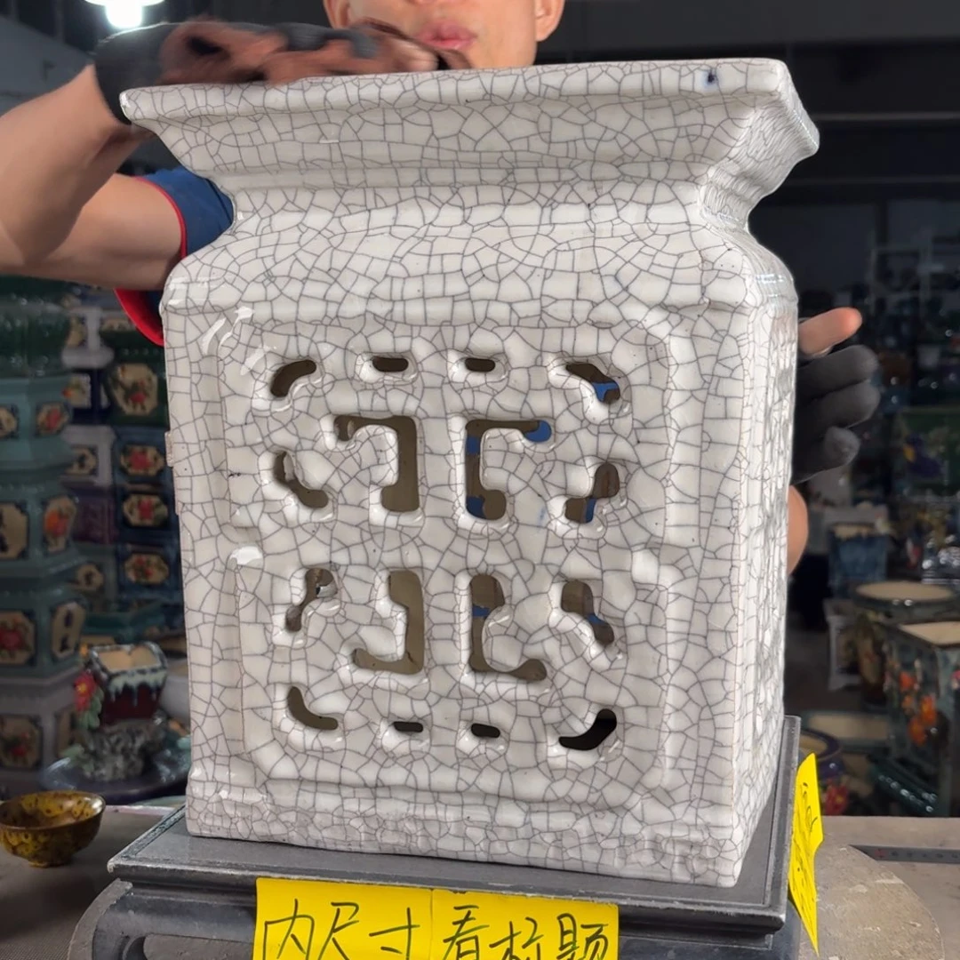 一风堂石湾花盆 面宽28高35 修补痕迹微瑕