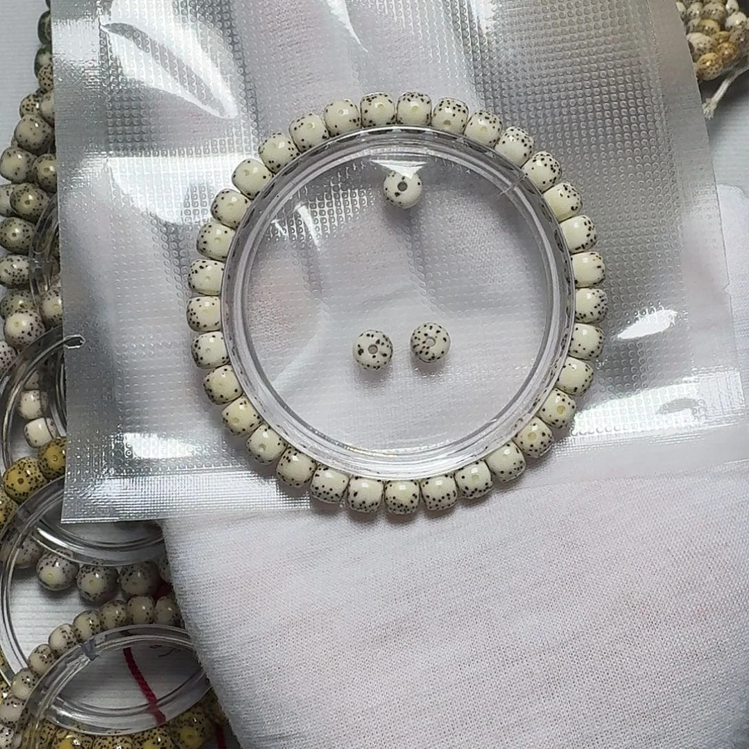 星月菩提手串原生态石玉料瓷白卡7.2手串大留白