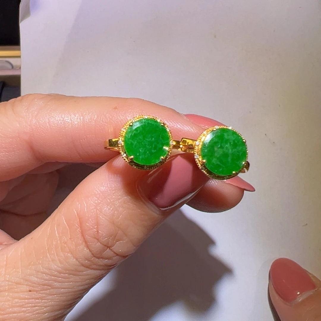 翡翠颈饰18K金镶嵌耳包